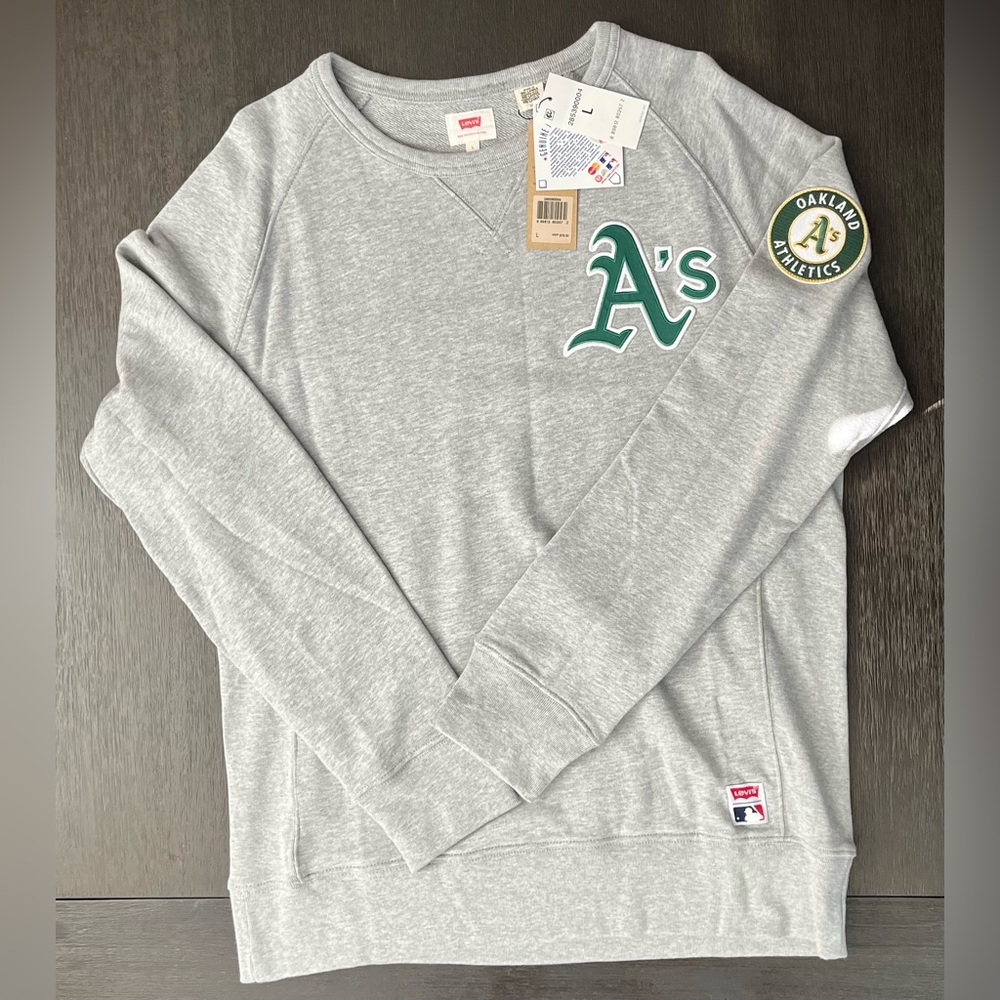 Levi’s crewneck sweater MLB oakland A’s